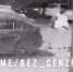Камера домофона сняла избиение женщины на улице Голованова в Нижнем Новгороде - фото 1 - vGorodeN.Ru