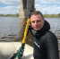 Водолазы подняли со дна Оки выброшенный нижегородцем с моста самокат - фото 1 - vGorodeN.Ru