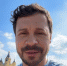 Звезда «Беспринципных» Павел Деревянко прогулялся по нижегородской Стрелке - Newsroom24.Ru