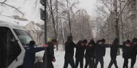 8 мигрантам вручили повестки после масштабного рейда в нижегородском хостеле - Нижегородская правда