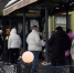 Огромная очередь скопилась на входе в кафе в центре Нижнего Новгорода - Комсомольская Правда