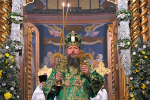 Митрополит Омский и Таврический Дионисий возглавил богослужения в Серафимо-Дивеевском монастыре
