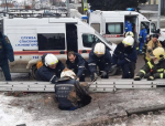 МЧС опубликовало кадры спасения нижегородца, провалившегося под землю