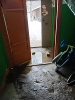 Первый подъезд дома №2 на Махалова