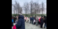 Вот это ажиотаж: очередь за бесплатными блинами поразила нижегородцев - NewsNN.Ru