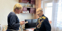 Светлана Горбунова вручила медали 80-летия Победы в ВОВ ветеранам Сормовского района - Время Н