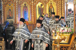 Епископ Щигровский и Мантуровский Феогност возглавил Божественную литургию в Серафимо-Дивеевском монастыре