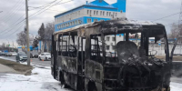 Рейсовый автобус загорелся с пассажирами внутри в Нижнем Новгороде - фото 1 - vGorodeN.Ru