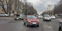 7-летняя девочка пострадала в ДТП на улице Бекетова - Время Н