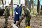 Административный персонал НГАТУ принял участие в традиционном апрельском субботнике