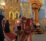 В праздник Преполовения Пятидесятницы в Серафимо-Дивеевском монастыре литургию совершил епископ Каменский и Камышловский Мефодий
