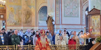 В Преображенском соборе Серафимо-Дивеевского монастыря литургию совершил епископ Каменский и Камышловский Мефодий - Свято-Троицкий Серафимо-Дивеевский монастырь