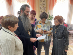 Благочинный Борского округа провел миссионерскую встречу-беседу в центре социального обслуживания