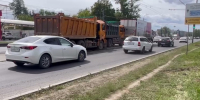 Появились подробности ДТП с тремя грузовыми автомобилями в Нижнем Новгороде - фото 1 - vGorodeN.Ru