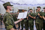 Нижегородцы - новобранцы Преображенского полка приняли присягу в Музее Победы