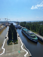 Шлюзование 31 судна прошло в Городецком гидроузле за первые сутки работы