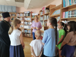 Помощник благочинного Дивеевского округа встретился с читателями детской библиотеки