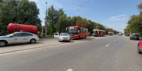 Пассажирский автобус попал в ДТП в Нижнем Новгороде - фото 1 - vGorodeN.Ru