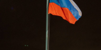 Более 500 нижегородцев приняло участие в патриотической акции «#РОССИЯ», посвященной Дню флага - Правительство Нижегородской области