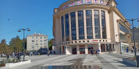 Гранитная карта района украсила территорию у Автозаводского универмага - НИА Нижний Новгород