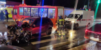 Маршрутка Т-59 столкнулась с легковушкой в Нижнем Новгороде - Newsroom24.Ru