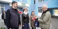 Четыре дзержинские семьи получили ключи от новых квартир - Комсомольская Правда