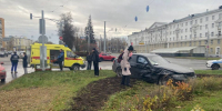 Реанимобиль опрокинулся после столкновения с BMW в Нижнем Новгороде - Сетевое издание Живем в Нижнем