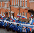 Нижегородцы развернули у стен кремля 100-метровый российский триколор - НИА Нижний Новгород