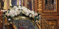 В Троицком соборе богослужения возглавил митрополит Нижегородский и Арзамасский Георгий - Свято-Троицкий Серафимо-Дивеевский монастырь