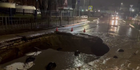 Водитель пострадал при опрокидывании автомобиля в яму в Нижнем Новгороде - Время Н