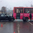 Пассажирский автобус и такси попали ДТП в Нижнем Новгороде - фото 1 - vGorodeN.Ru