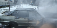 Два автомобиля сгорели на Автозаводе в Нижнем Новгороде - фото 1 - vGorodeN.Ru