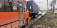 Пассажирка автобуса попала в больницу после ДТП в Нижнем Новгороде - фото 1 - vGorodeN.Ru