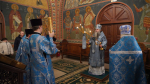 В день особого почитания иконы Божией Матери «Знамение» митрополит Георгий совершил Божественную литургию на Патриаршем подворье Дивеевского монастыря в Москве