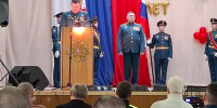 Благочинный Дальнеконстантиновского округа посетил концерт к 40-летию воинской части в поселке Суроватиха - Нижегородская епархия