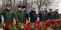 Главный судебный пристав Нижегородской области принял участие в торжественном возложении цветов - УФССП Нижегородской области