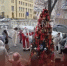 В Нижнем Новгороде ёлку украсили игрушками-символами городов и посёлков региона - Нижегородская правда