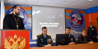 Клирик Воскресенского благочиния Нижегородской епархии поздравил работников МЧС с профессиональным праздником - Нижегородская епархия