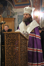 Всенощное бдение в Серафимо-Дивеевском монастыре возглавил епископ Щигровский и Мантуровский Феогност