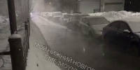 Улицу в Нижнем Новгороде подтопило из-за коммунальной аварии - фото 1 - vGorodeN.Ru