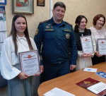 В квартирах более 500 многодетных семей Московского района установили пожарные извещатели в 2025 году