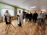 Клирики Нагорного благочиния освятили помещения в нижегородской школе №46