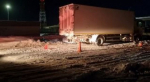 В Нижнем Новгороде трактор сбил водителя у фургона