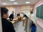 Клирики Нагорного благочиния освятили школу-интернат для слепых и слабовидящих детей