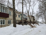 Крыша многоквартирного дома обрушилась из-за снега в Княгинине