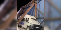 Крыша автопредприятия придавила семь Газелей в Нижегородской области - НИА Нижний Новгород
