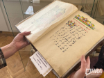 Журналистам показали, какие сокровища хранит библиотека ННГУ