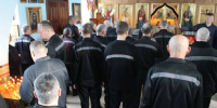 В храме исправительной колонии №11 города Бор пребывала икона «Воскрешение праведного Лазаря» с частицей мощей - Нижегородская епархия
