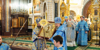 Утреню с чтением акафиста Пресвятой Богородице в Храме Христа Спасителя Святейший Патриарх Московский и всея Руси Кирилл совершил перед икона Божией Матери «Умиление» Серафимо-Дивеевской - Свято-Троицкий Серафимо-Дивеевский монастырь