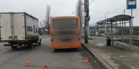 Автобус сбил выпавшую из салона пассажирку в Нижнем Новгороде - фото 1 - vGorodeN.Ru